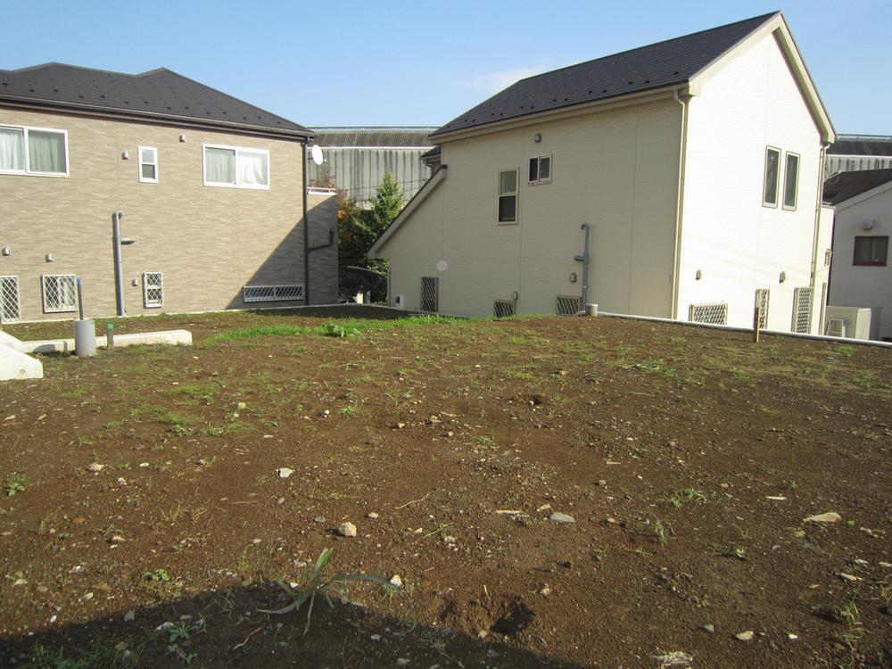 Local appearance photo. 2 Building site (November 2013) Shooting