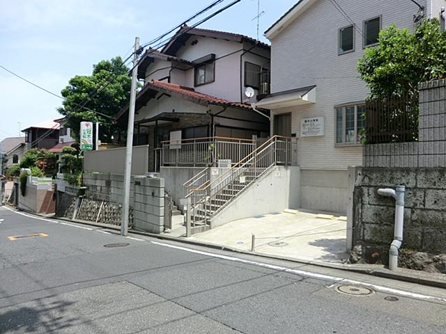 Hospital. Lintel to pediatrics 850m