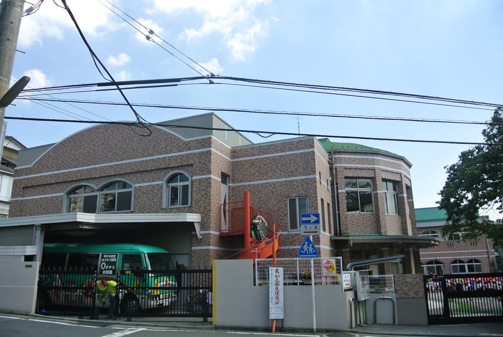 kindergarten ・ Nursery. Hatsune months hill to kindergarten 400m