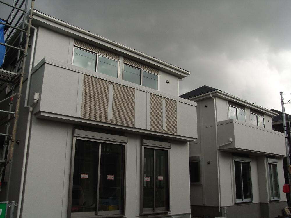 Local appearance photo. Local (12 May 2013) Shooting