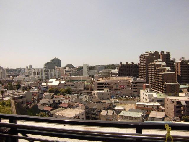 View photos from the dwelling unit. View from the site (August 2013) Shooting