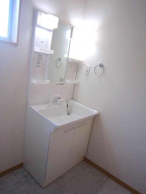 Same specifications photos (Other introspection). Example of construction