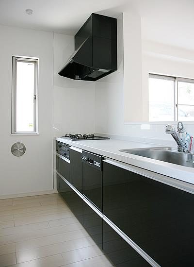 Same specifications photo (kitchen). Example of construction