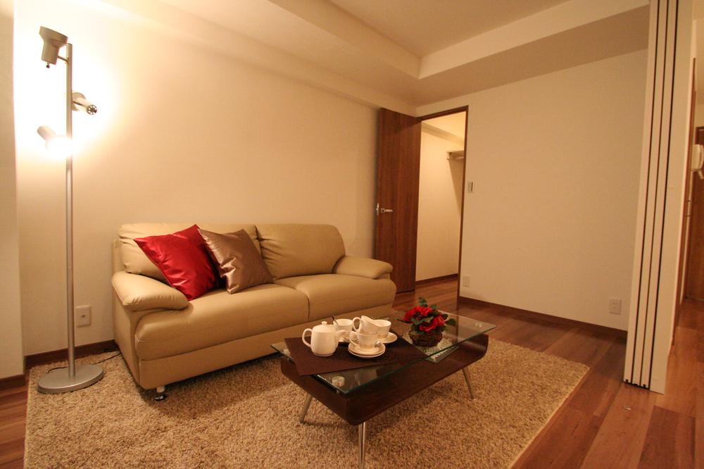 Non-living room. Local (12 May 2013) Shooting