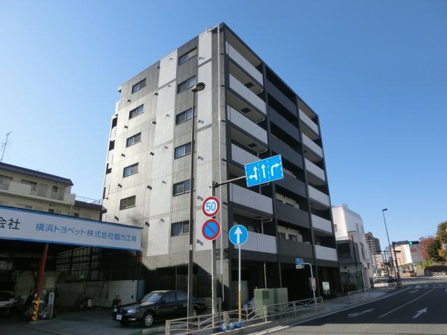 Local appearance photo. Local (12 May 2013) Shooting