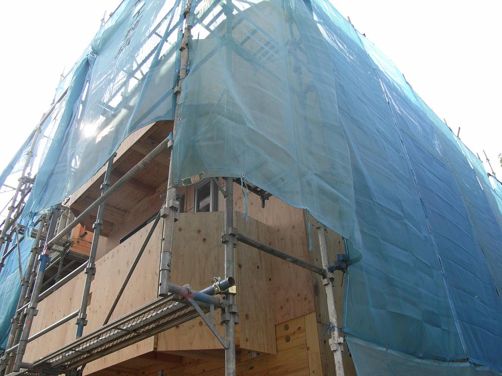 Local appearance photo. Local (08 May 2013) Shooting