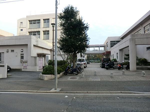 Primary school. 263m to Yokohama Municipal Bukko Elementary School