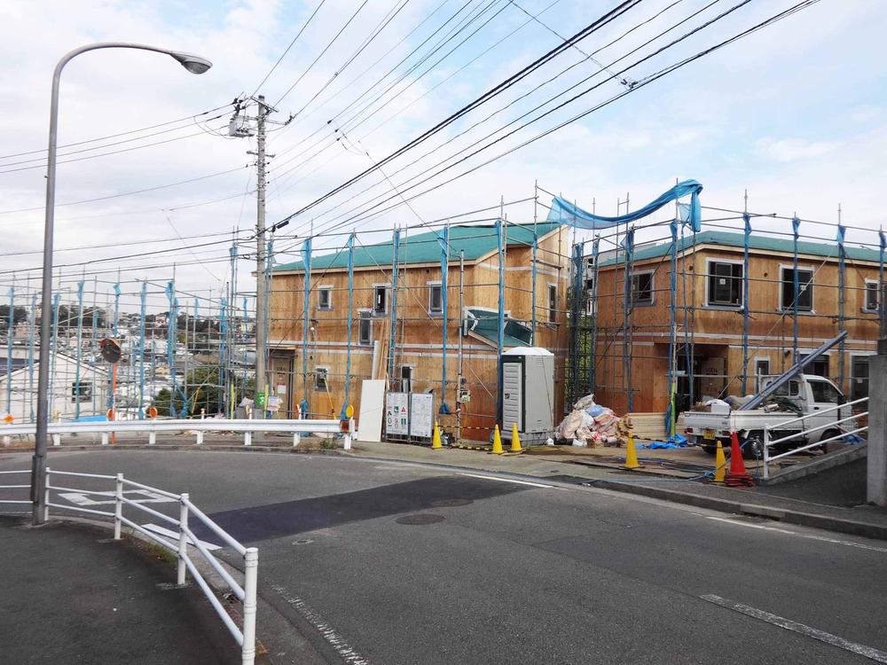 Local appearance photo. Local (11 May 2013) Shooting