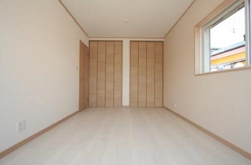 Non-living room. Example of construction