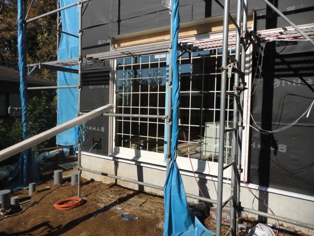 Local appearance photo. Local (12 May 2013) Shooting