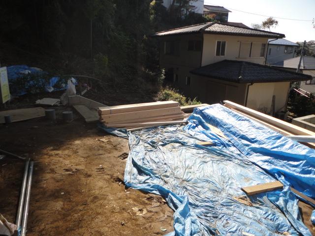 Local photos, including front road. Local (12 May 2013) Shooting