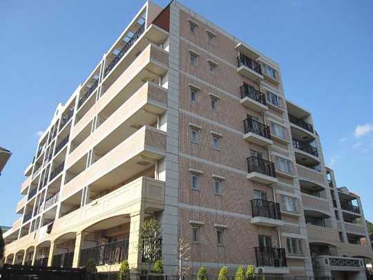 Local appearance photo. Exterior (1)