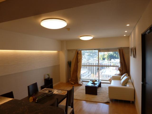 Living. New interior renovation furnished (November 2013) Shooting