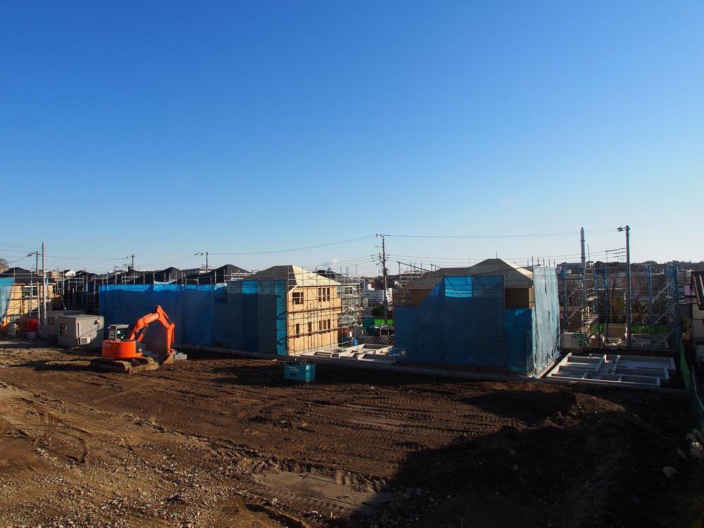 Local appearance photo. Local (12 May 2013) Shooting