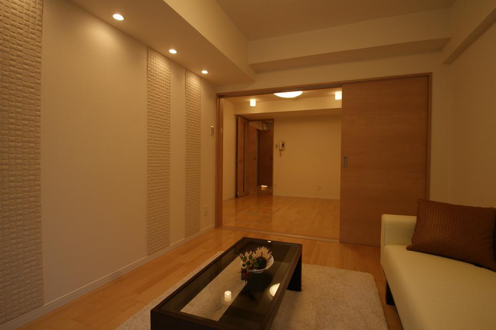 Other. Established the eco-carat to clean the air in the living room. (Local photo)