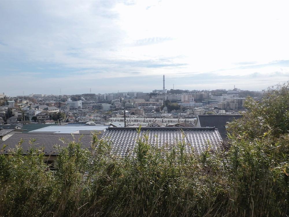 View photos from the dwelling unit. Local (December 17, 2013) Shooting