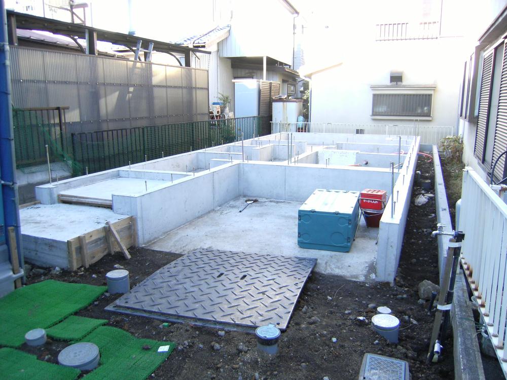 Local appearance photo. Local (12 May 2013) Shooting