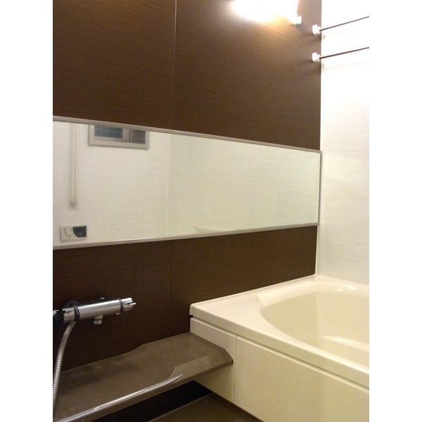 Bathroom. Widely to produce a large space mirror