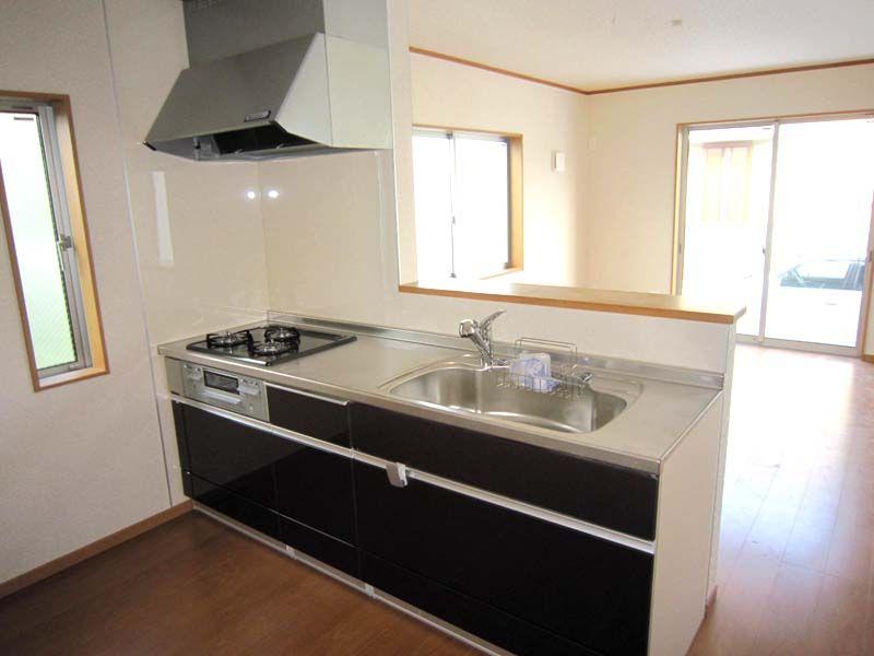 Same specifications photo (kitchen). Example of construction