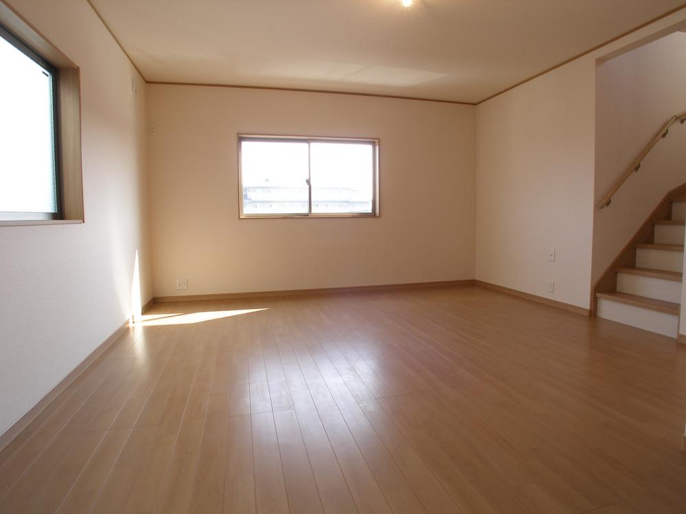 Living. Large living