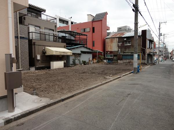 Local land photo. Local (12 May 2013) Shooting