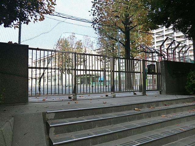 Primary school. 456m to Yokohama Municipal thin morning kimono Elementary School