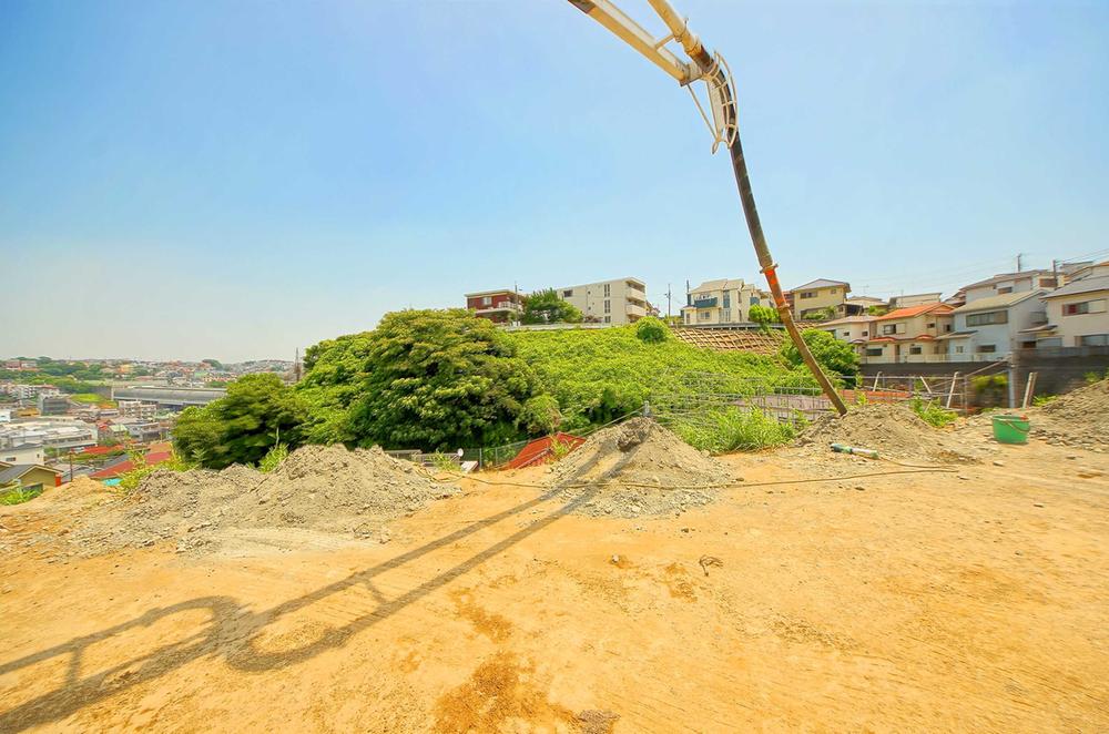 Other local. Local (July 2013) Shooting, Located on a hill station 3-minute walk, Per yang ・ It is good with view.