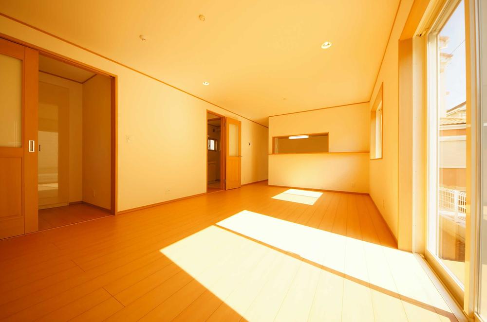 Living. Indoor (11 May 2013) Shooting, Is LDK18 Pledge of face-to-face kitchen.