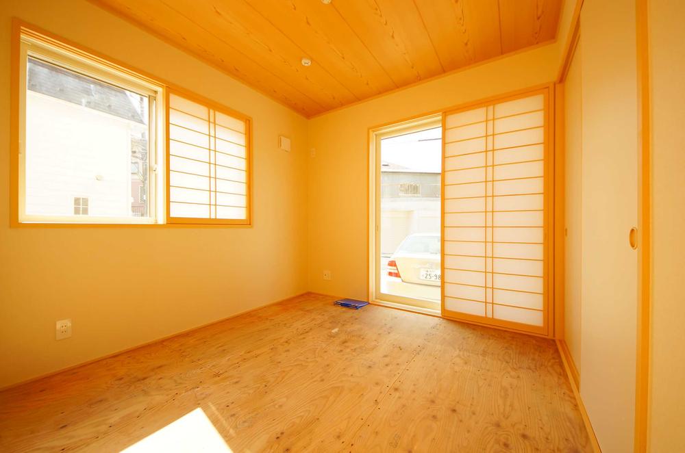 Non-living room. Indoor (11 May 2013) Shooting, The first floor Japanese-style room of relaxation of space.