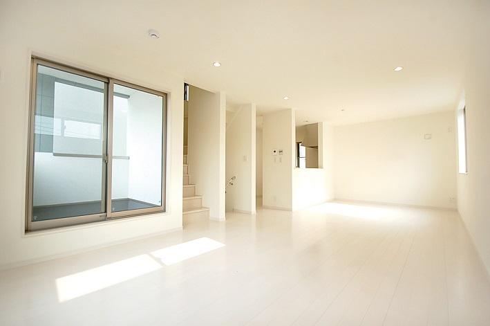 Same specifications photos (living). Gather with family, Living space Production to the fullest (Same specifications Living example of construction)