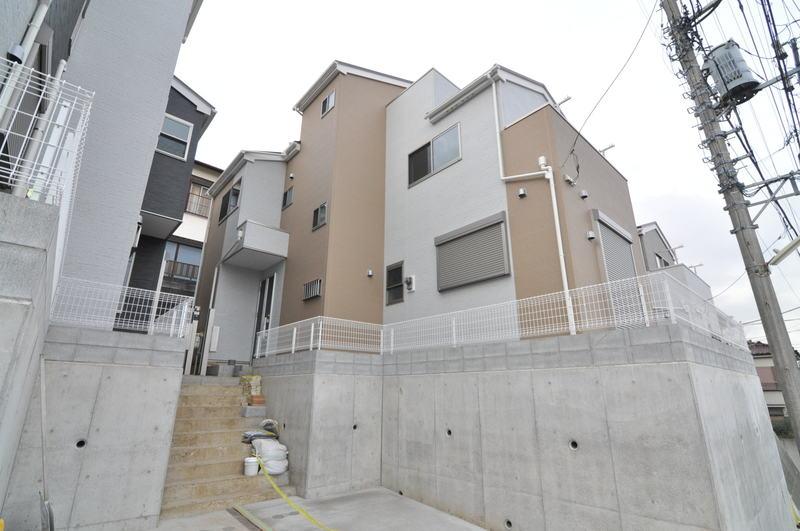 Local appearance photo