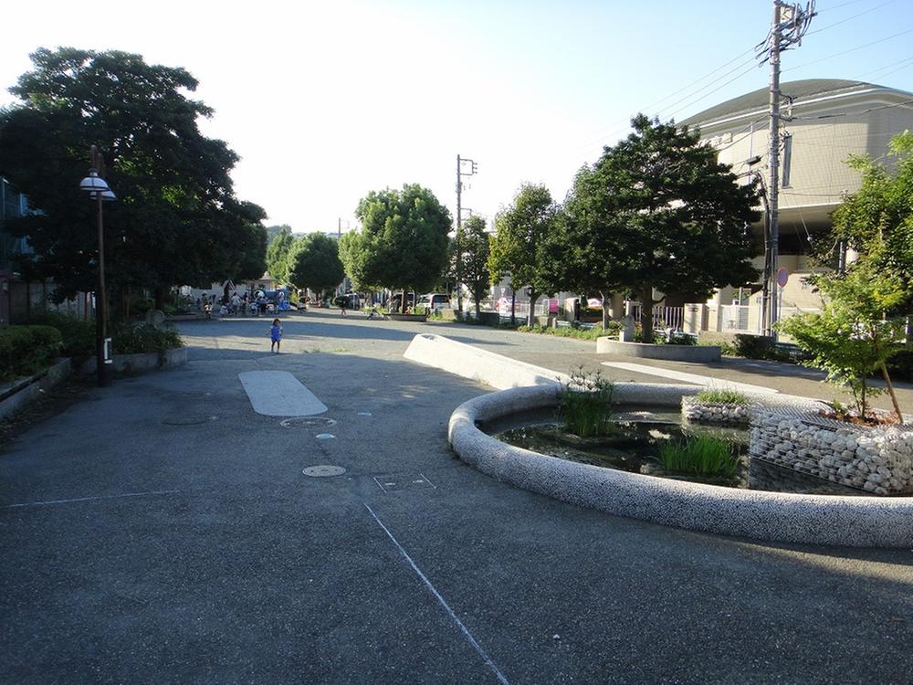 park. Ashina Bridge Park