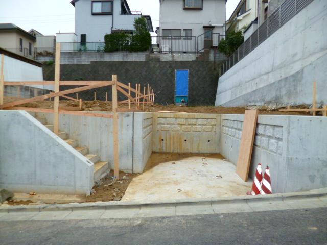 Other local. Local (11 May 2013) Shooting