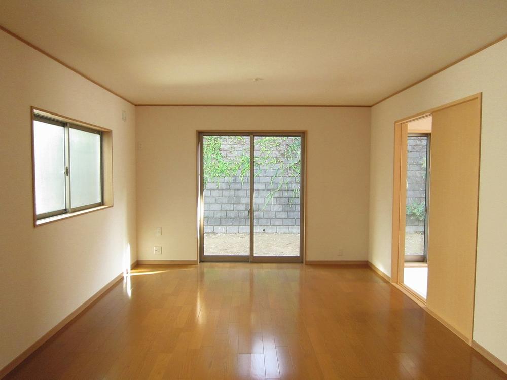 Living. Indoor (September 2013) Shooting