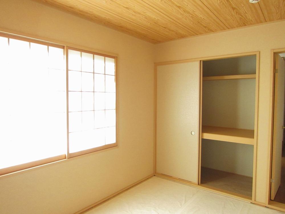 Non-living room. Indoor (September 2013) Shooting