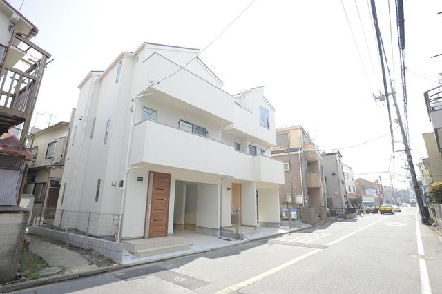 Local appearance photo