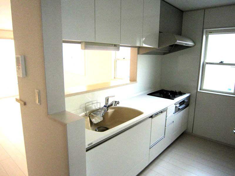 Same specifications photo (kitchen). Example of construction