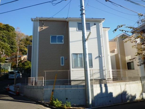 Local photos, including front road. Local appearance (No.1)