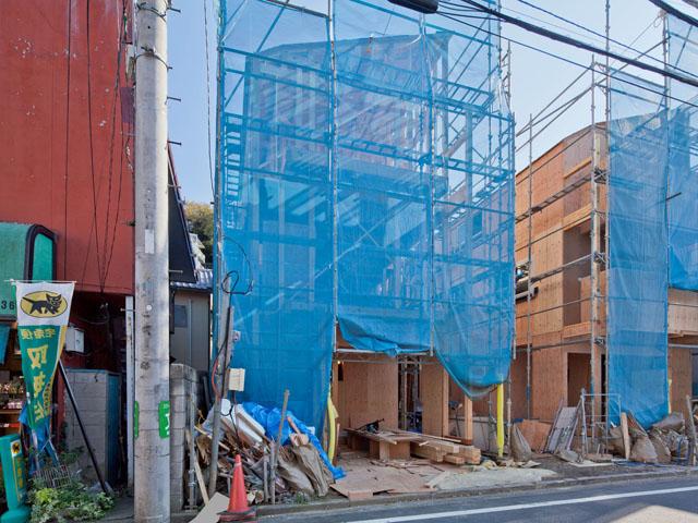 Local appearance photo. 2013 November 6, shooting A Building