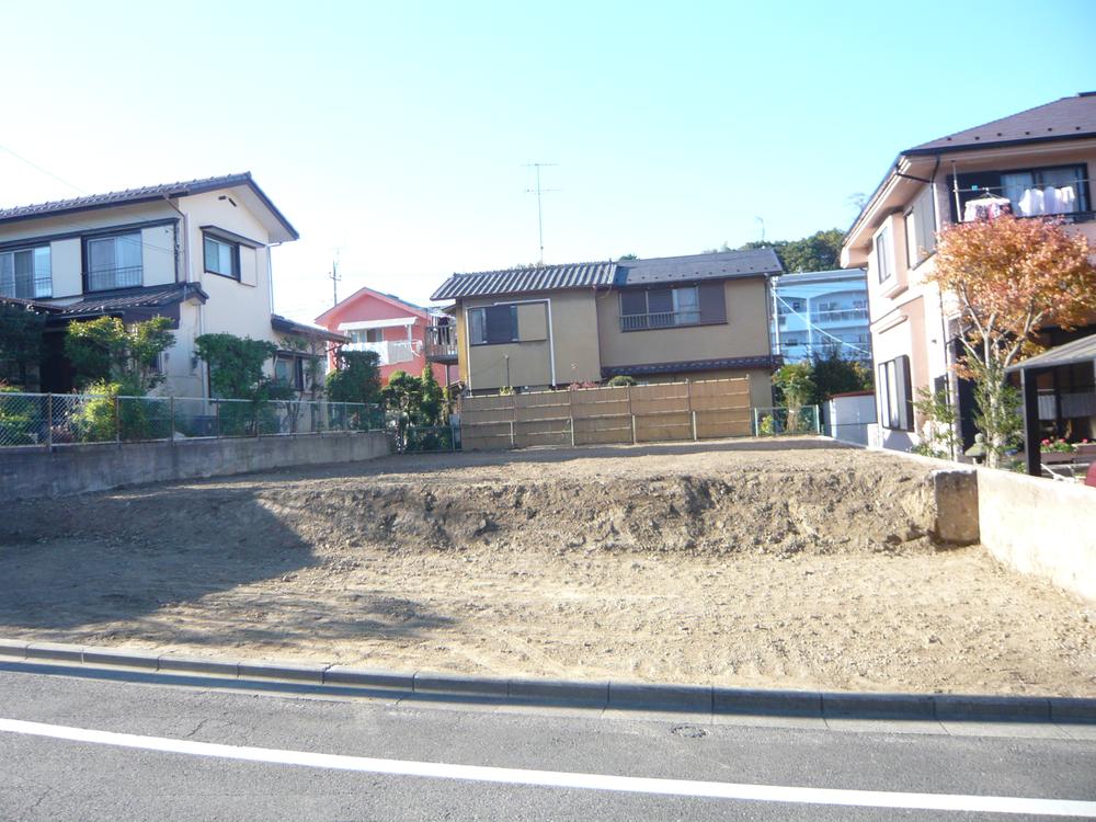 Local appearance photo. Local (12 May 2013) Shooting