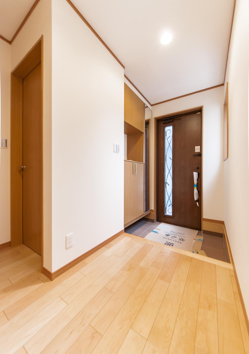 Entrance. Entrance hall