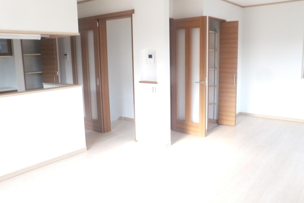 Living. Indoor (12 May 2013) Shooting