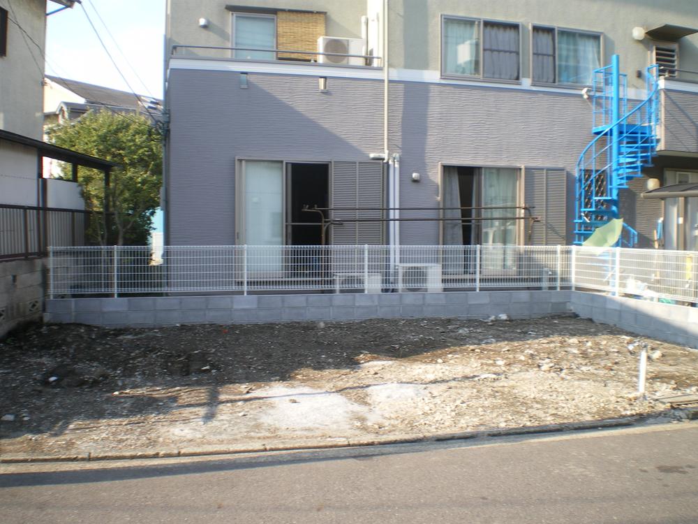 Local photos, including front road. Please do not hesitate to contact us. (Local photo)