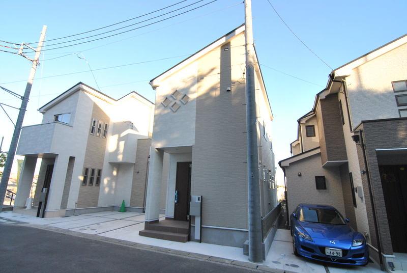 Local appearance photo