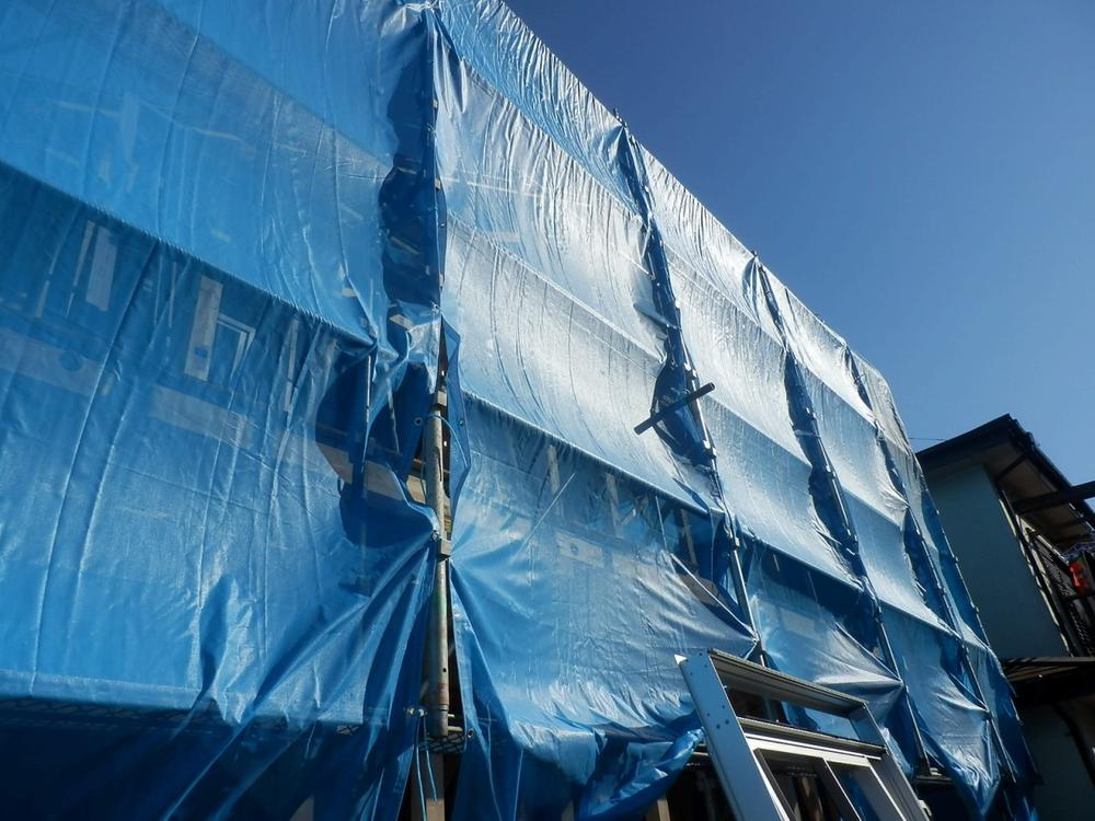 Local appearance photo. Local (12 May 2013) Shooting