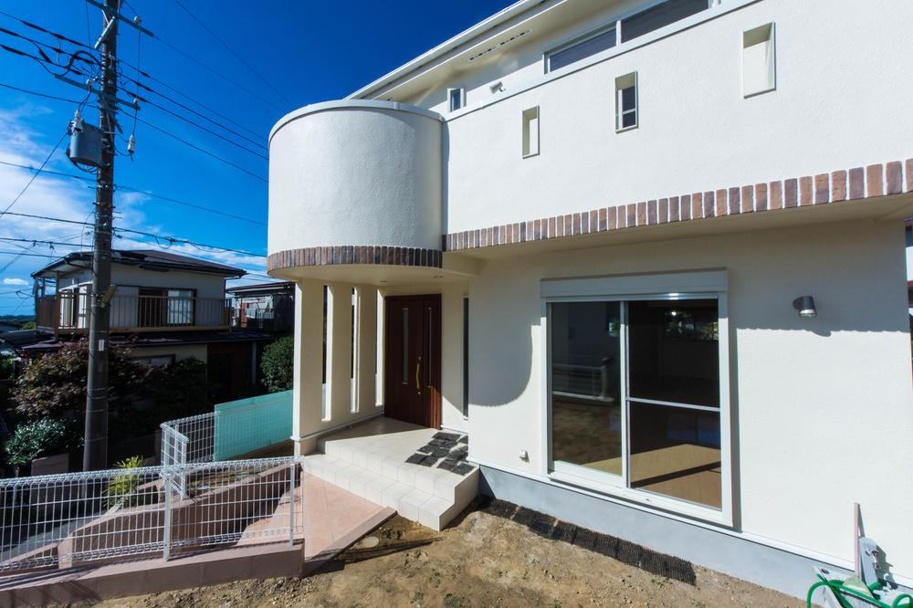 Local appearance photo. Yang per good