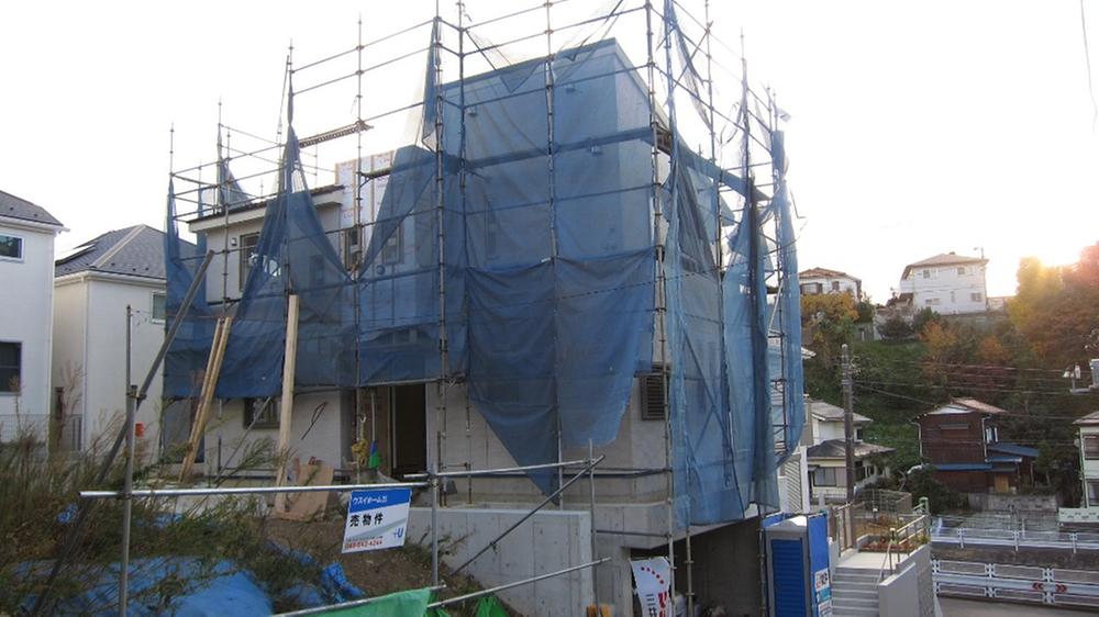 Local appearance photo. Local (11 May 2013) Shooting