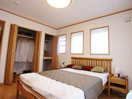 Same specifications photos (Other introspection). Same construction company construction cases