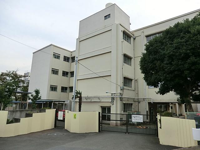 Junior high school. Intelligence of 1000m children to Yokohama Municipal Yokodai first junior high school ・ Physical fitness ・ Nourish the imagination, Reputable Yokodai first junior high school