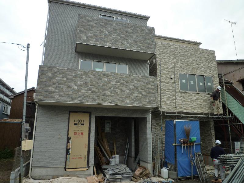 Local appearance photo. Will soon building completed